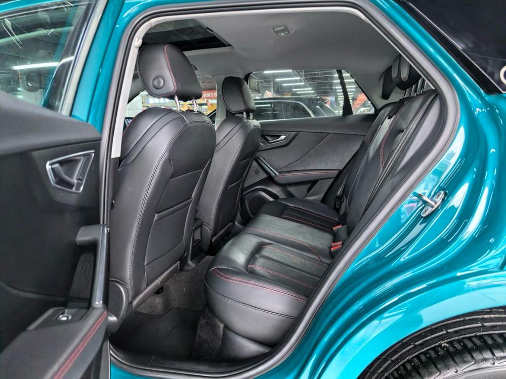 Audi Audi Q2L