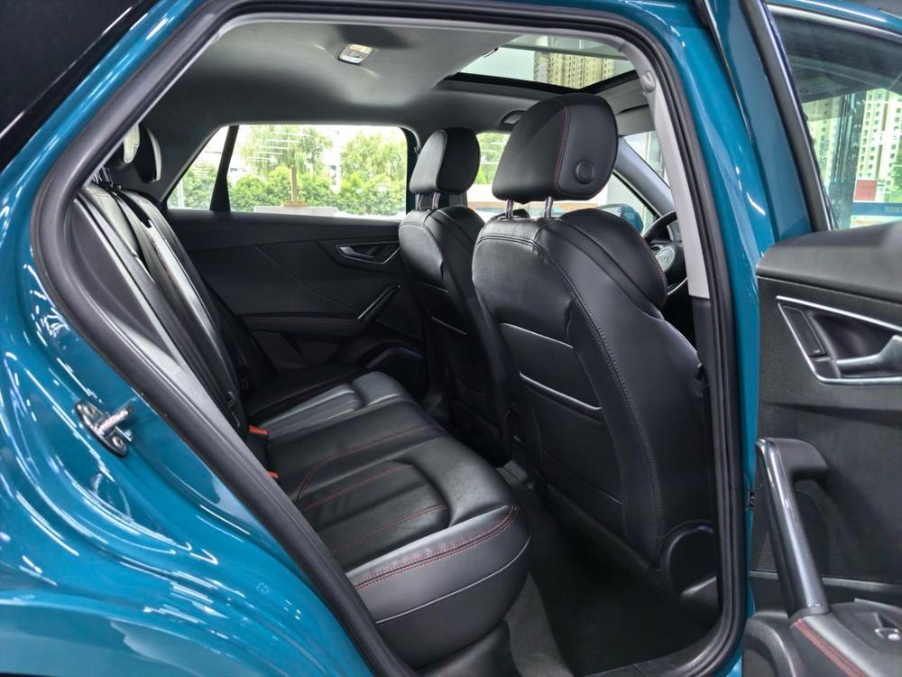 Audi Audi Q2L