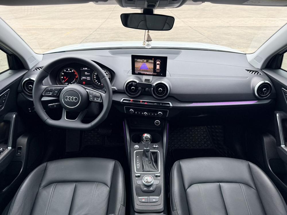 Audi Audi Q2L