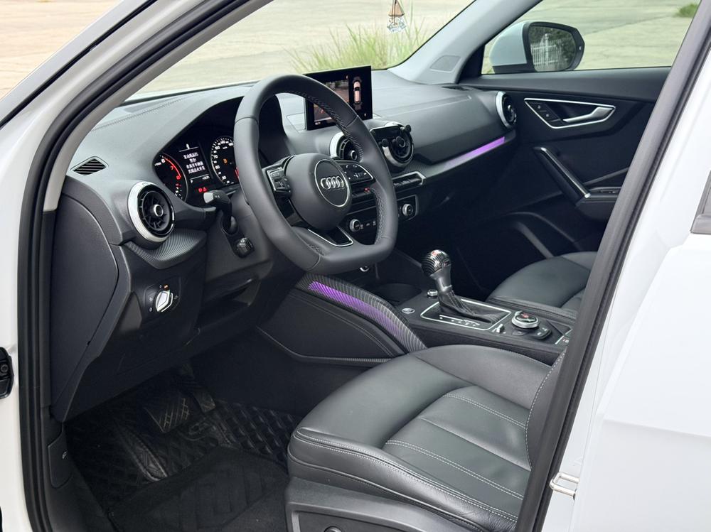 Audi Audi Q2L