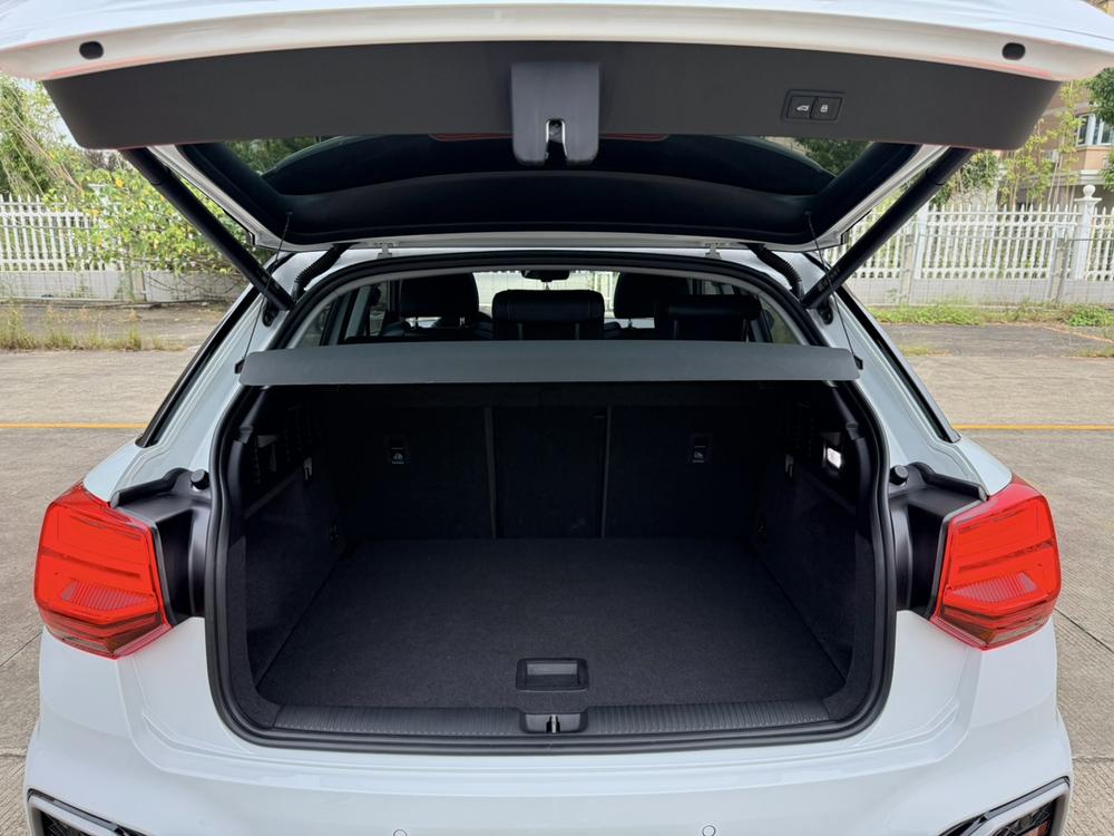 Audi Audi Q2L