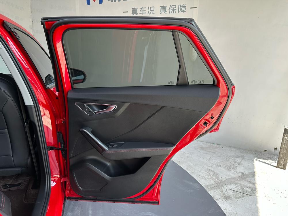 Audi Audi Q2L