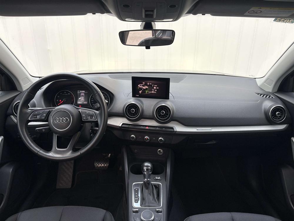 Audi Audi Q2L