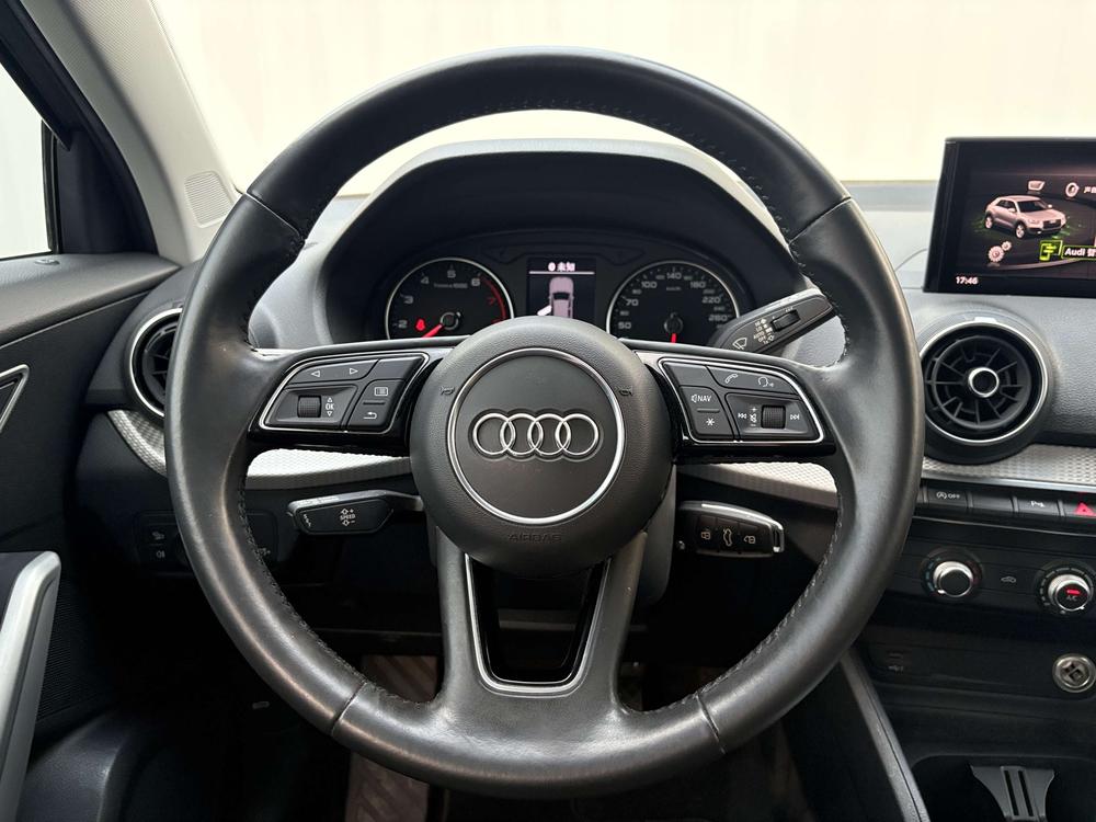 Audi Audi Q2L