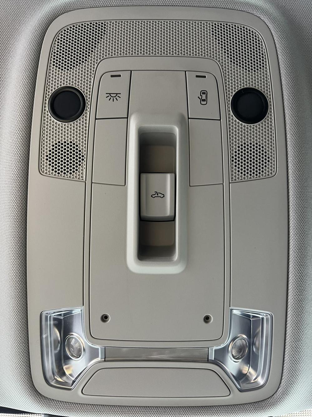 Audi Audi Q2L