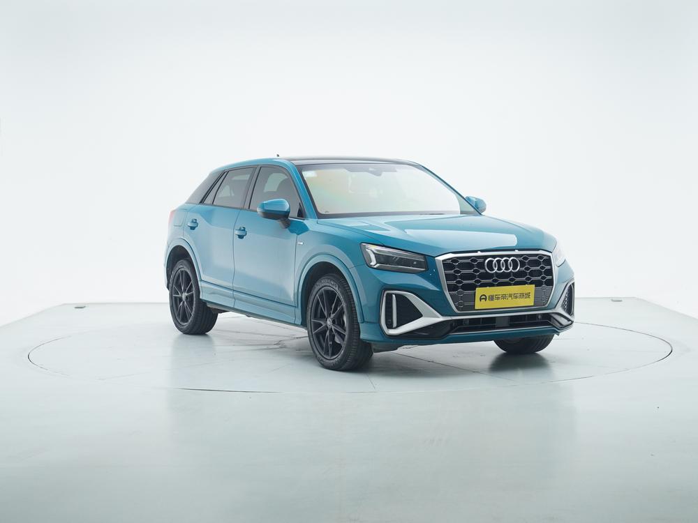 Audi Audi Q2L