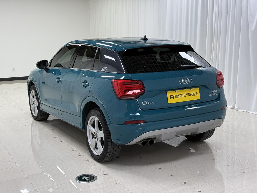 Audi Audi Q2L