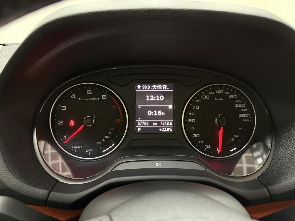 Audi Audi Q2L