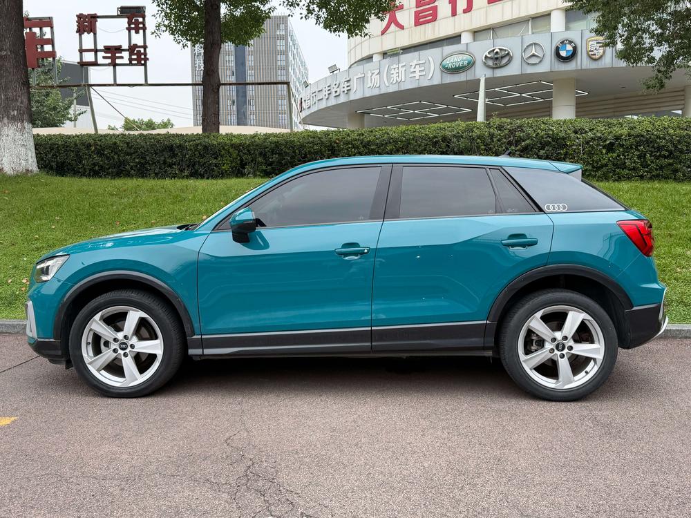 Audi Audi Q2L