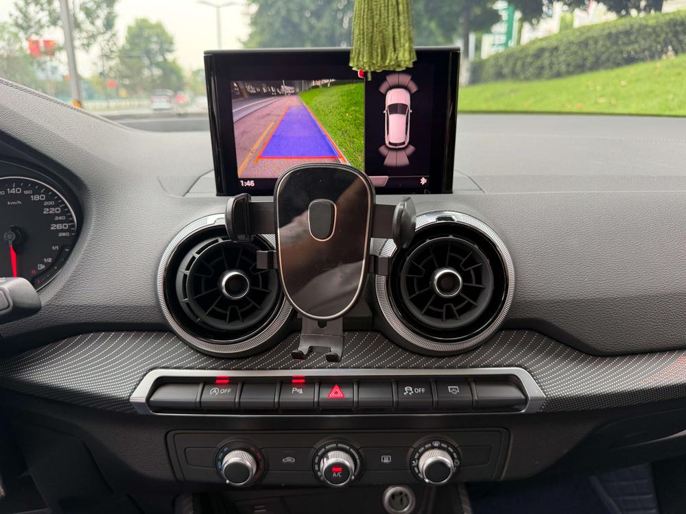 Audi Audi Q2L