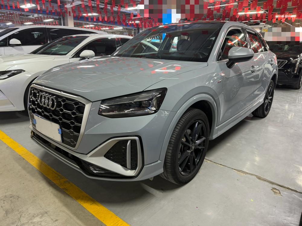 Audi Audi Q2L