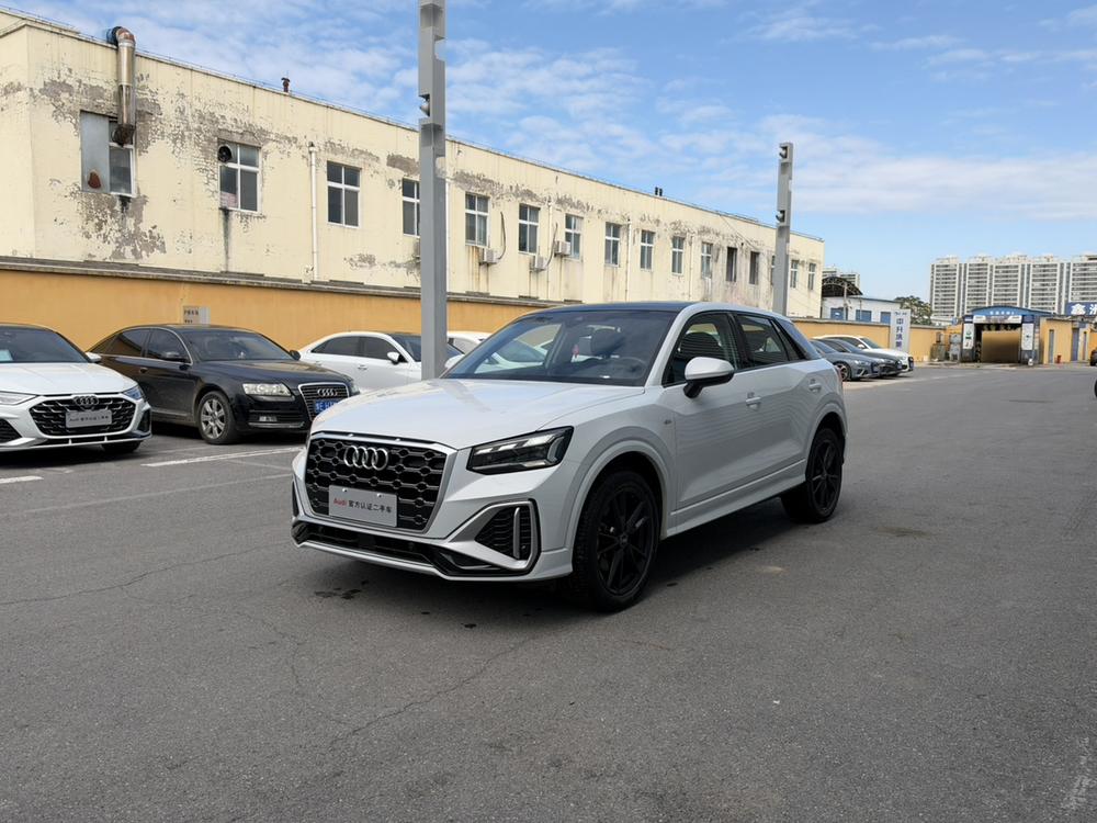 Audi Audi Q2L