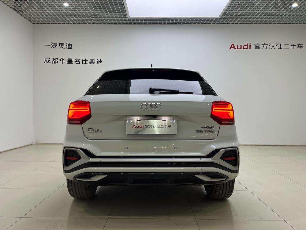 Audi Audi Q2L