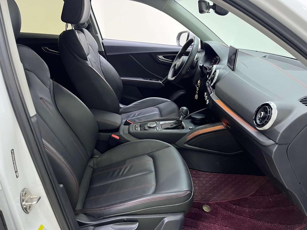 Audi Audi Q2L