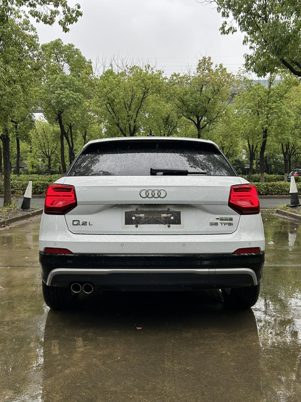 Audi Audi Q2L