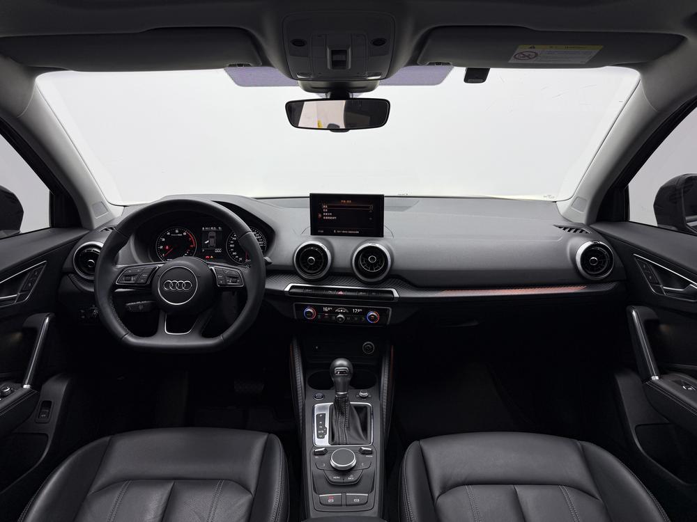 Audi Audi Q2L