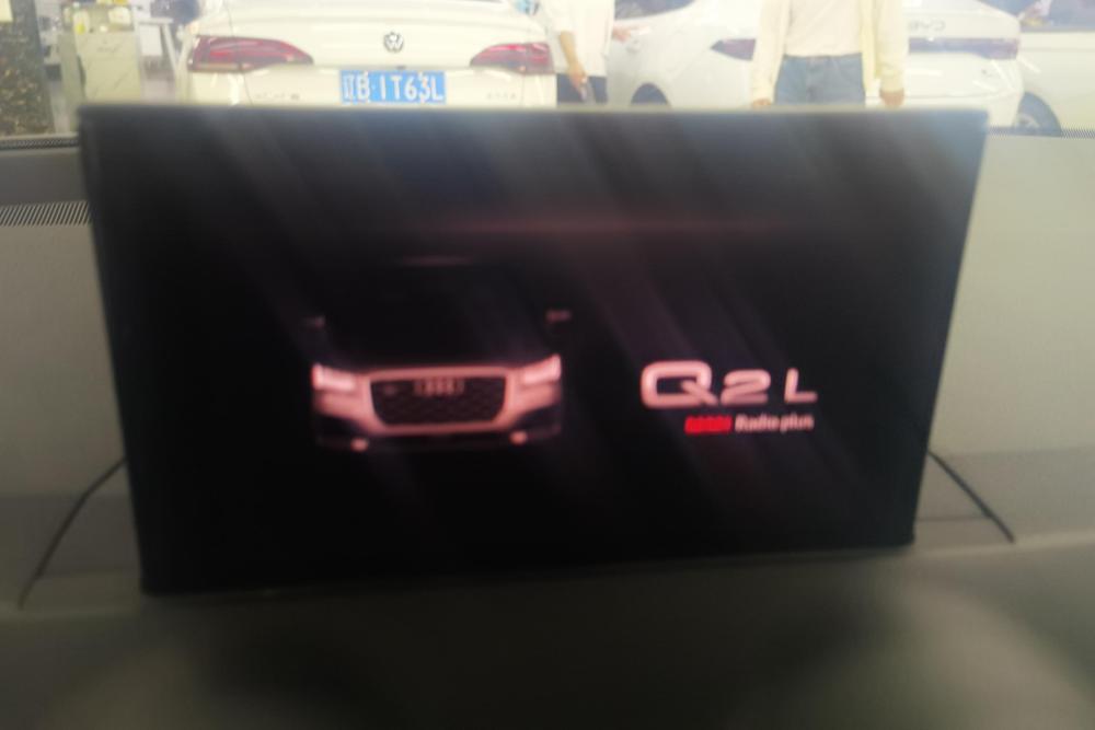 Audi Audi Q2L