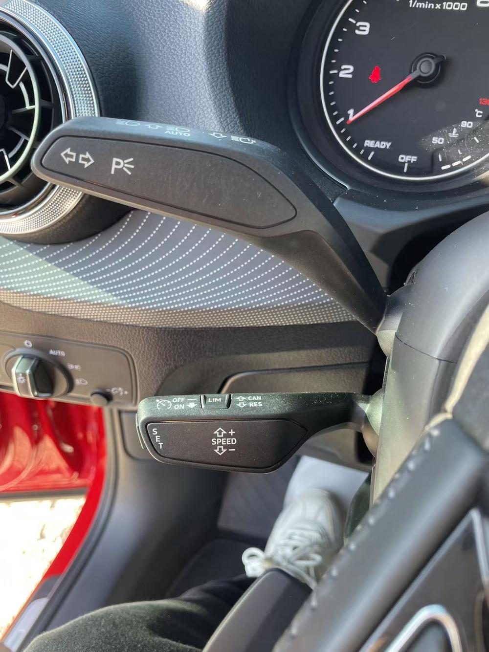 Audi Audi Q2L