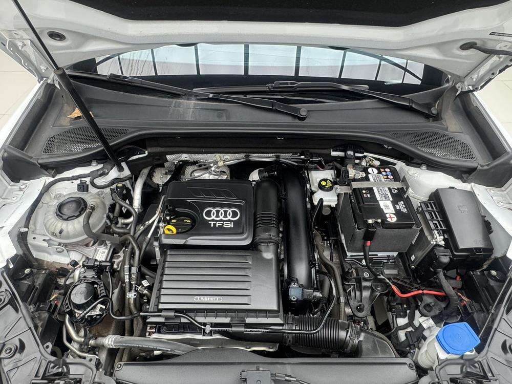 Audi Audi Q2L