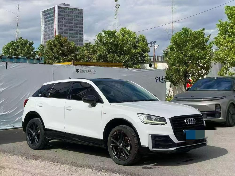Audi Audi Q2L