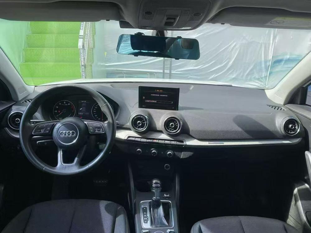 Audi Audi Q2L