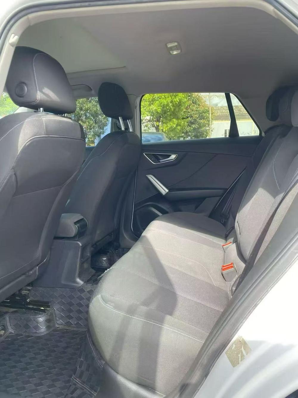 Audi Audi Q2L