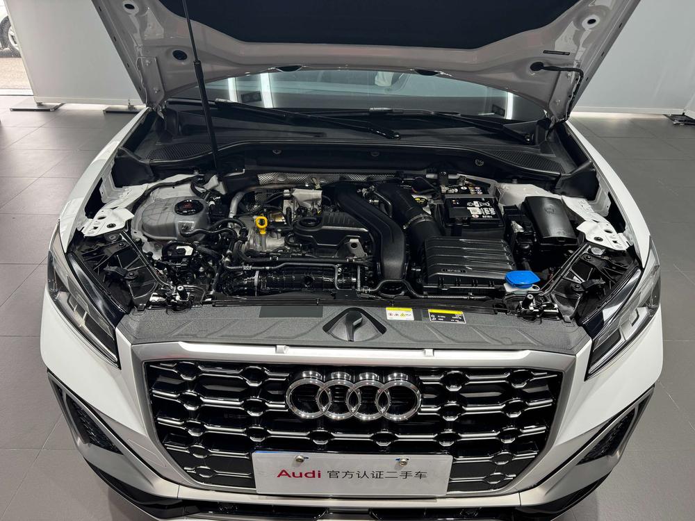 Audi Audi Q2L