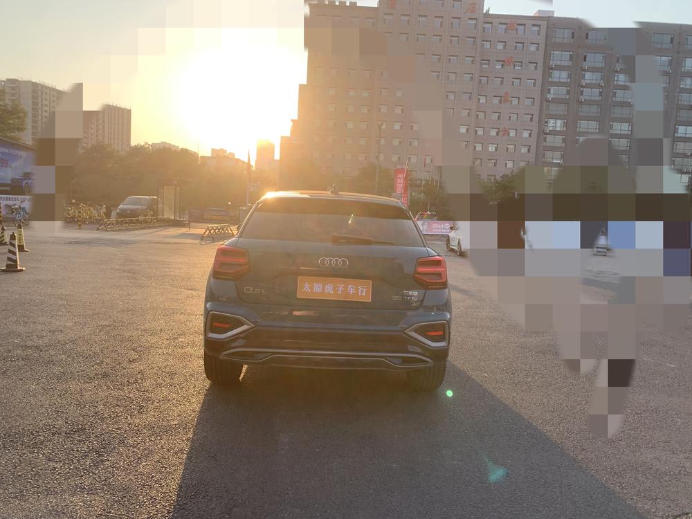 Audi Audi Q2L