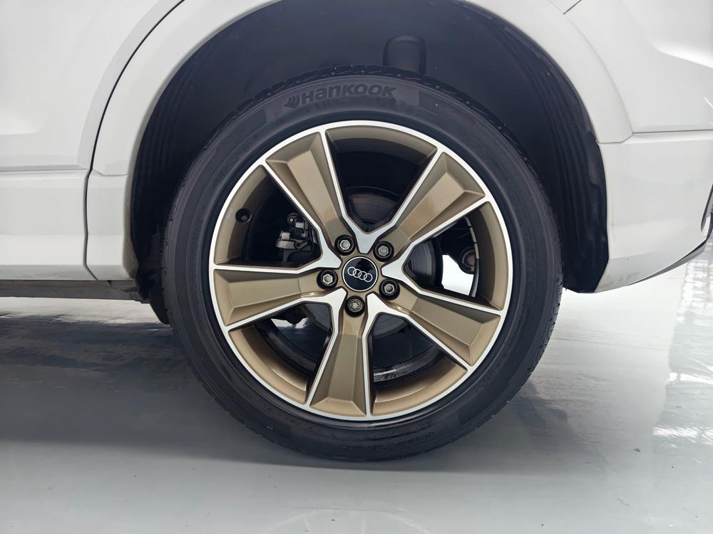 Audi Audi Q2L