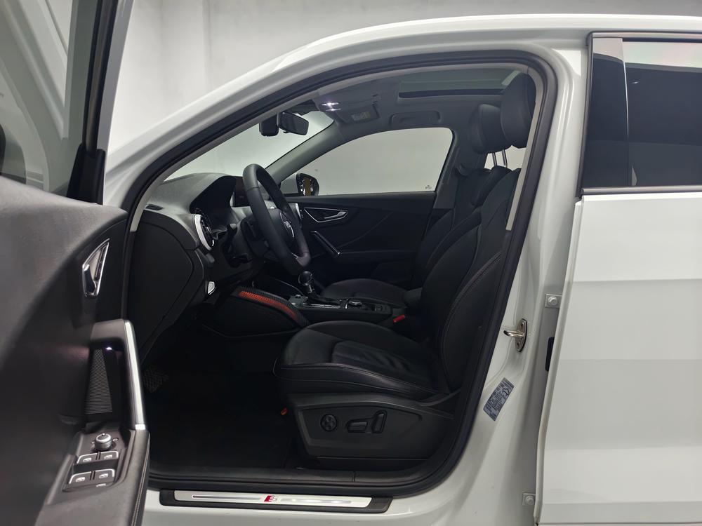 Audi Audi Q2L