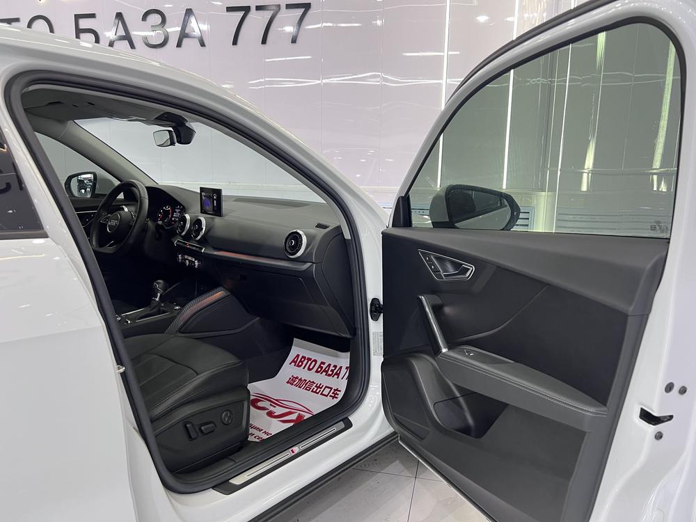 Audi Audi Q2L