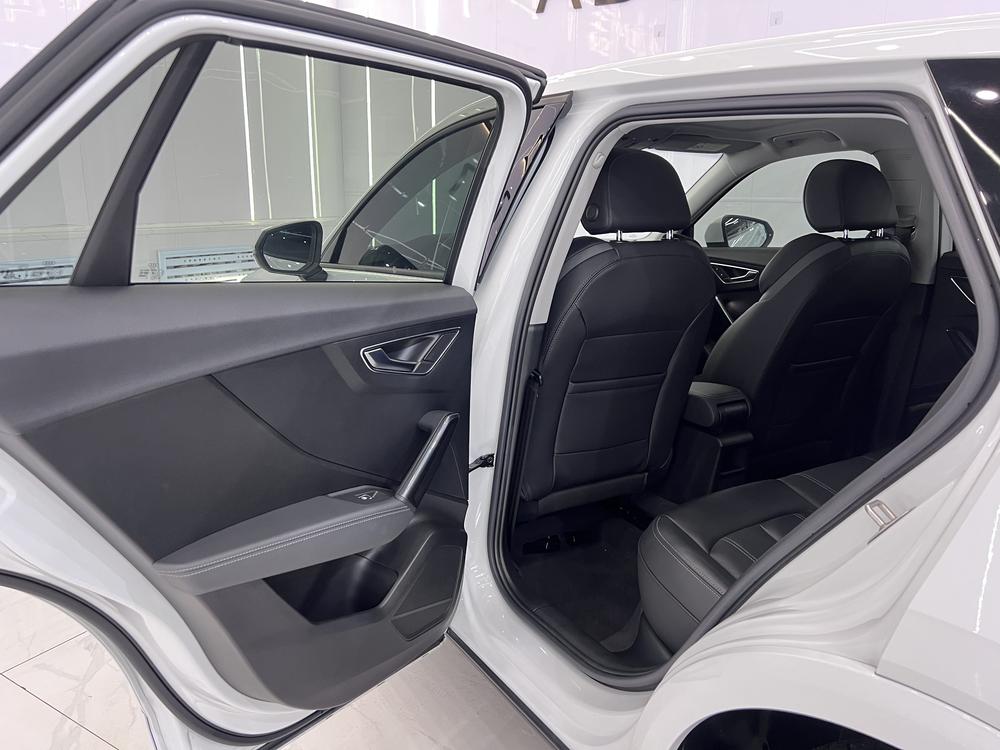Audi Audi Q2L