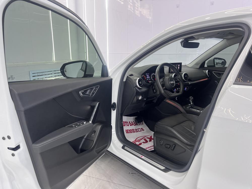 Audi Audi Q2L