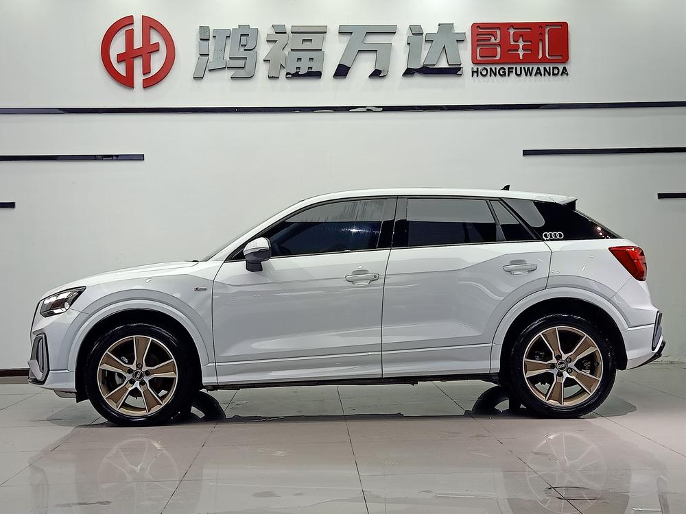 Audi Audi Q2L