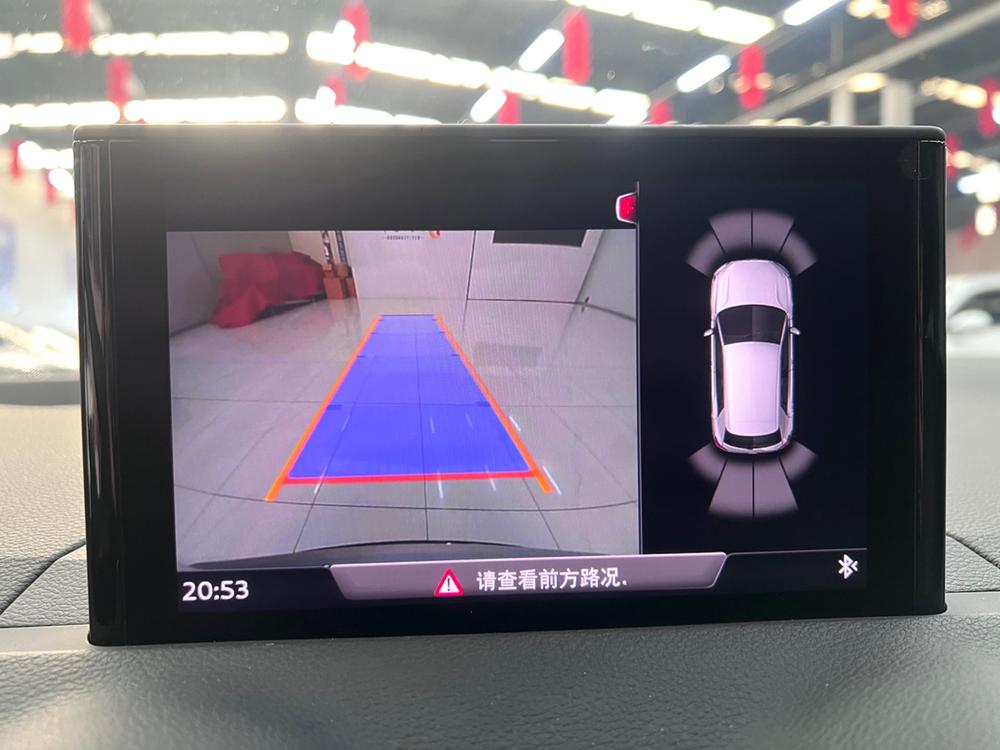 Audi Audi Q2L
