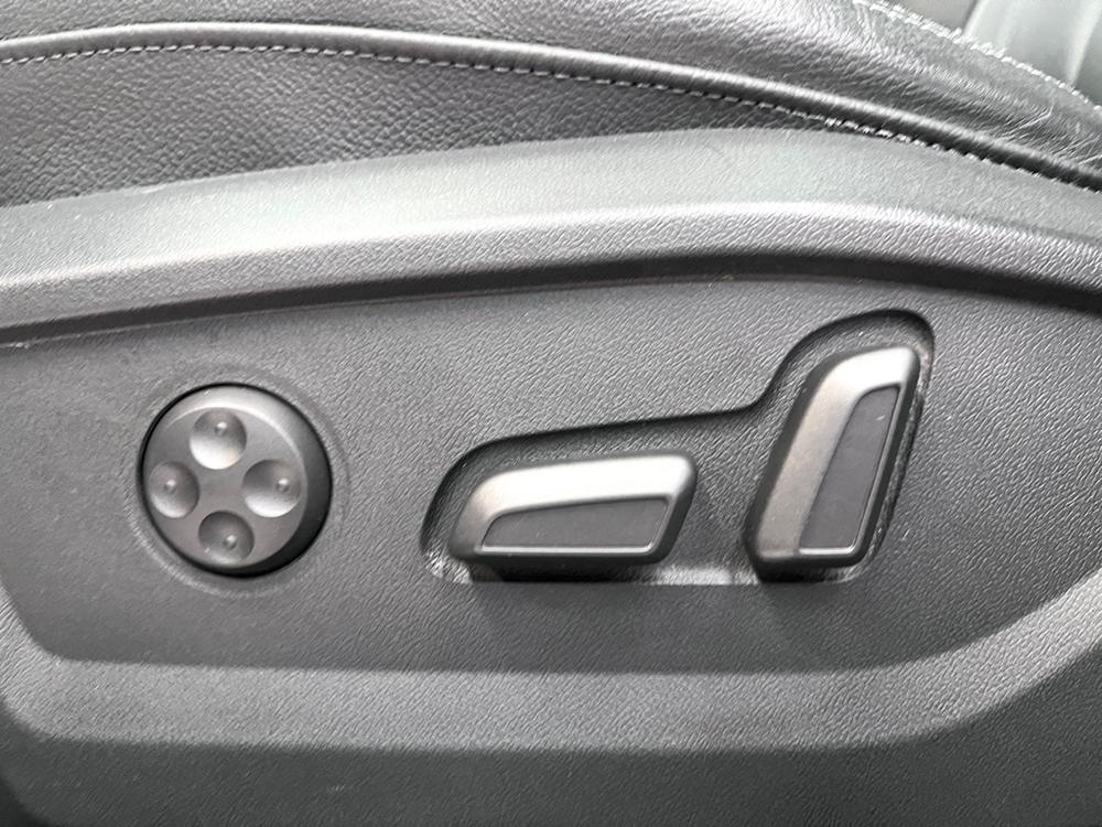 Audi Audi Q2L