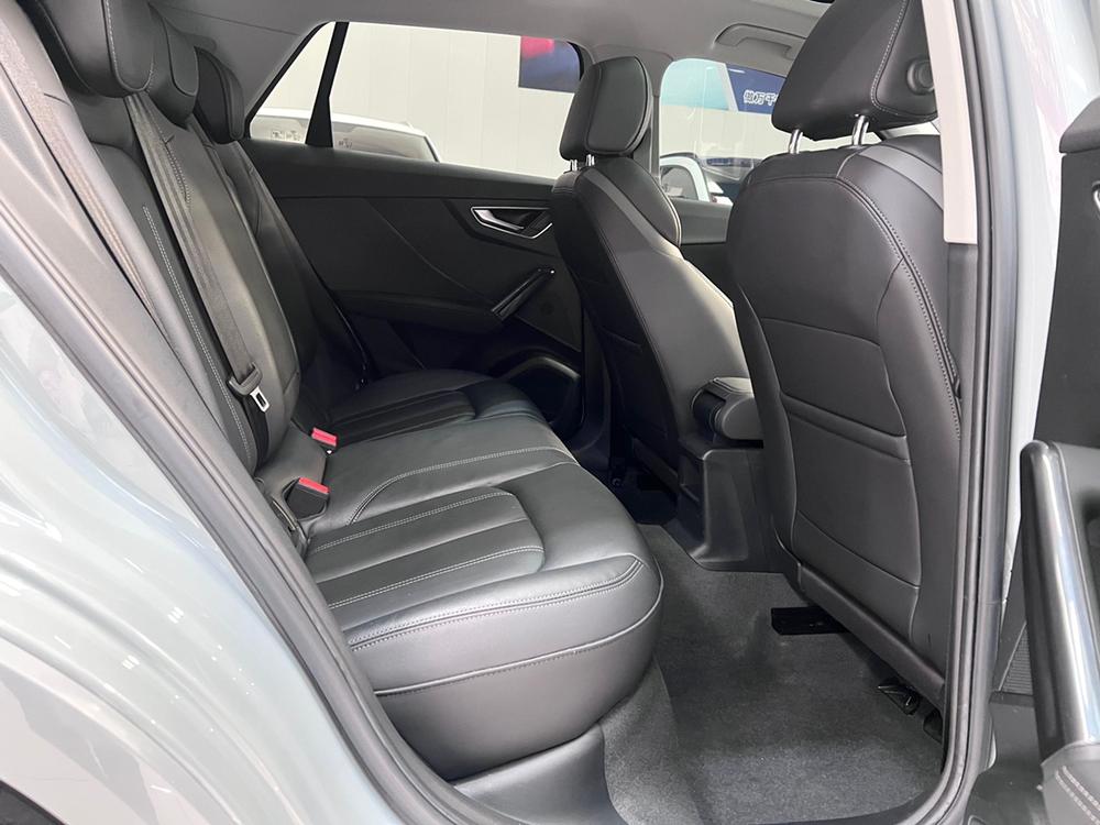 Audi Audi Q2L