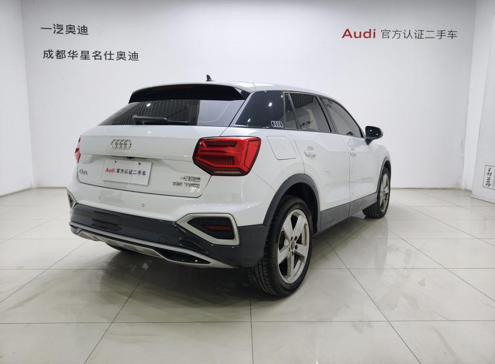 Audi Audi Q2L