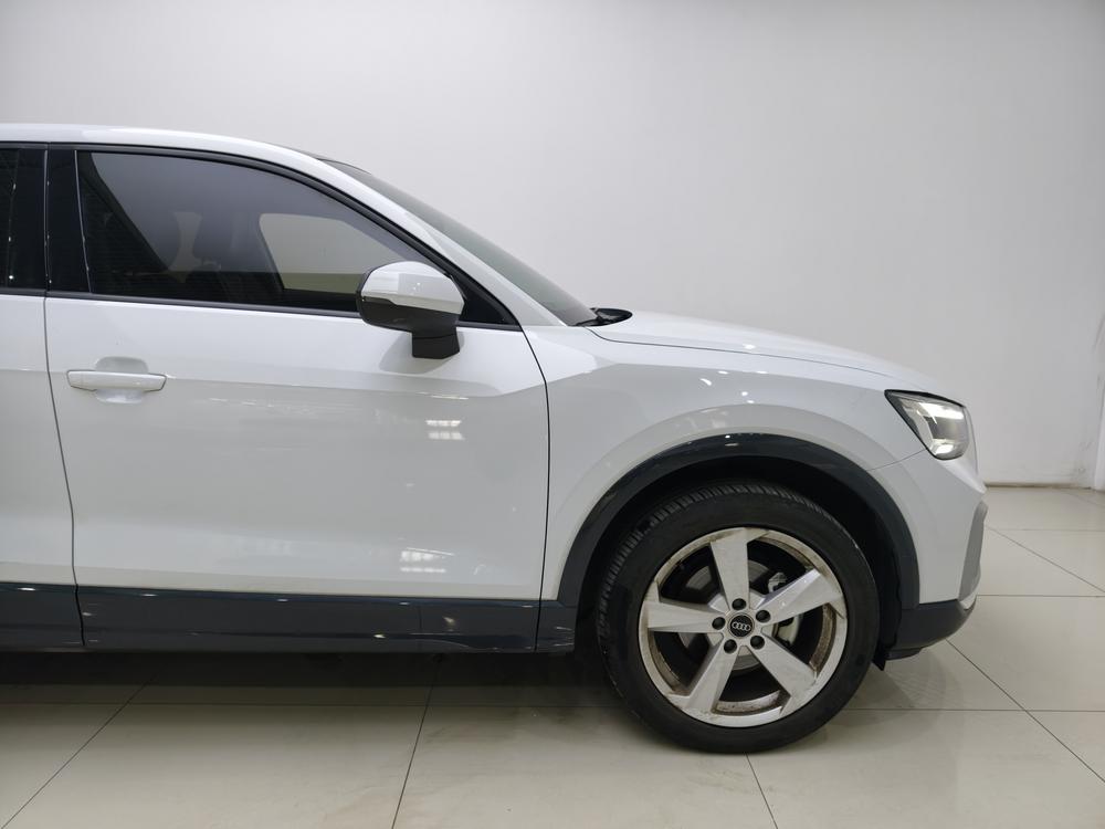 Audi Audi Q2L
