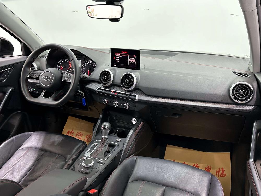 Audi Audi Q2L