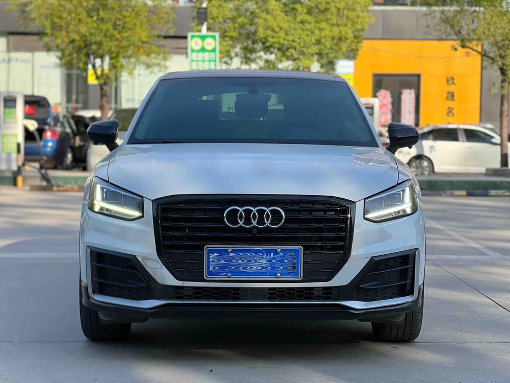 Audi Audi Q2L