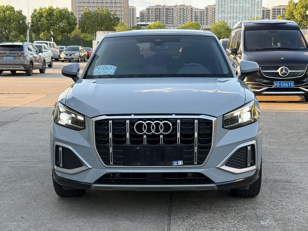 Audi Audi Q2L