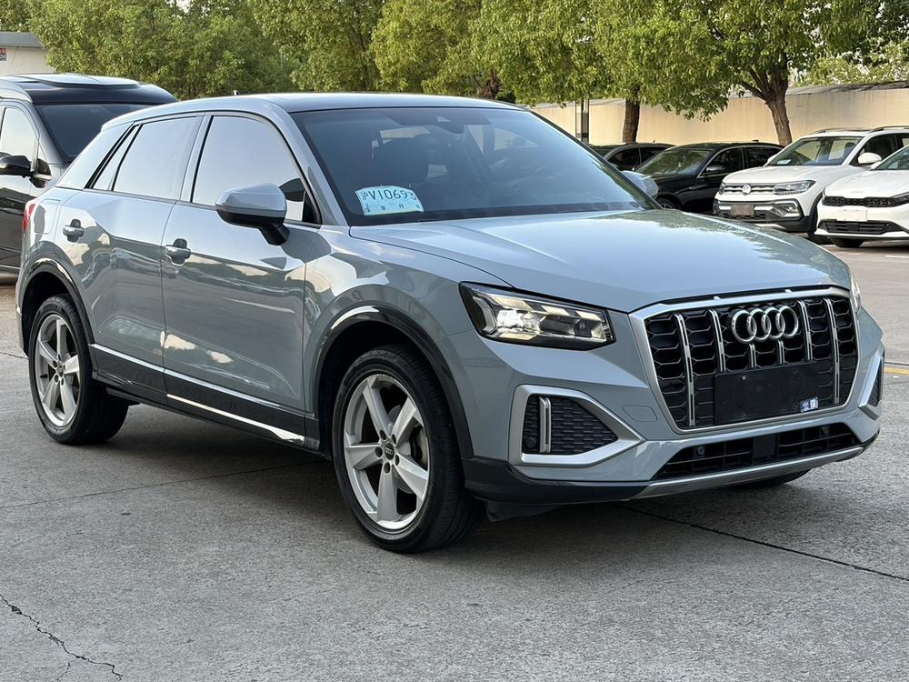 Audi Audi Q2L