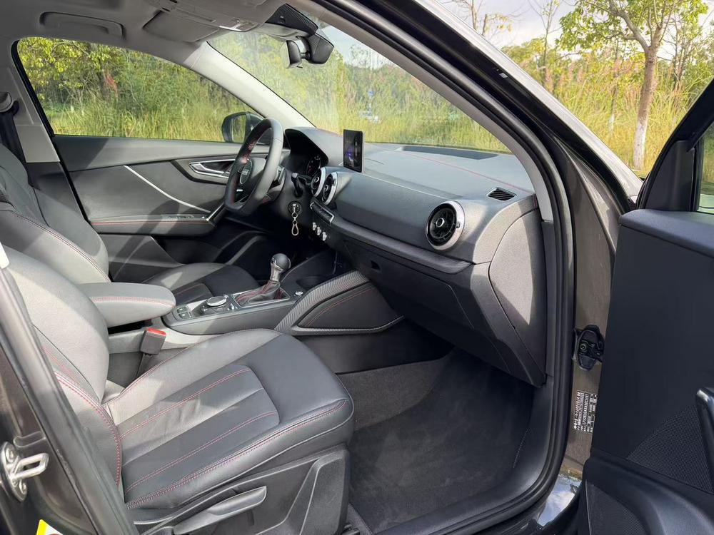 Audi Audi Q2L
