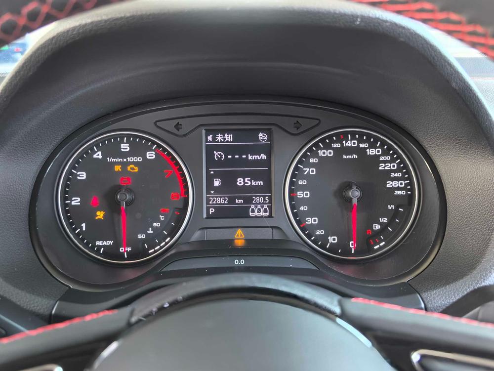 Audi Audi Q2L