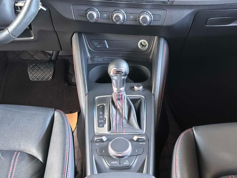 Audi Audi Q2L