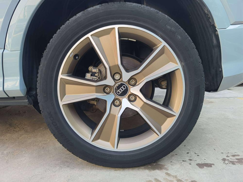 Audi Audi Q2L