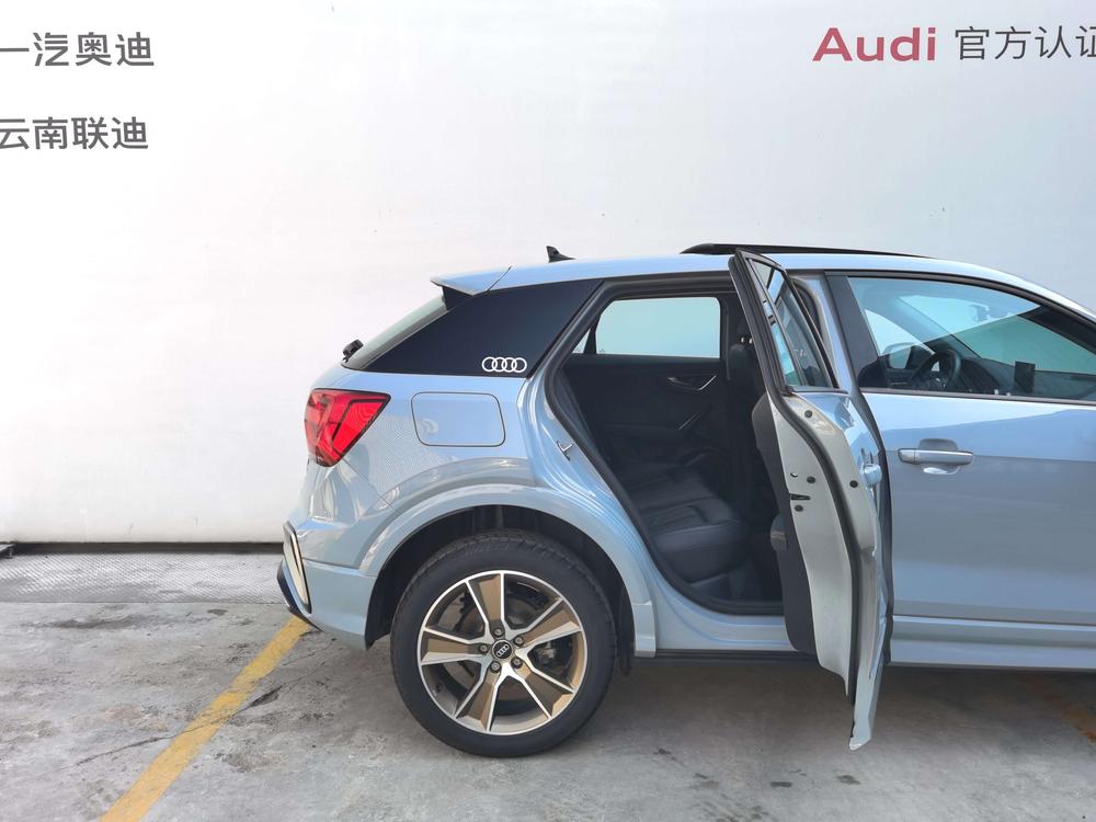 Audi Audi Q2L