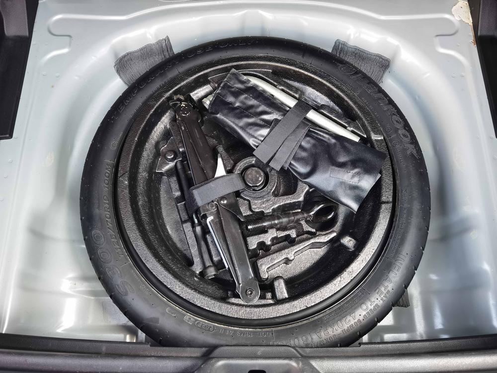 Audi Audi Q2L