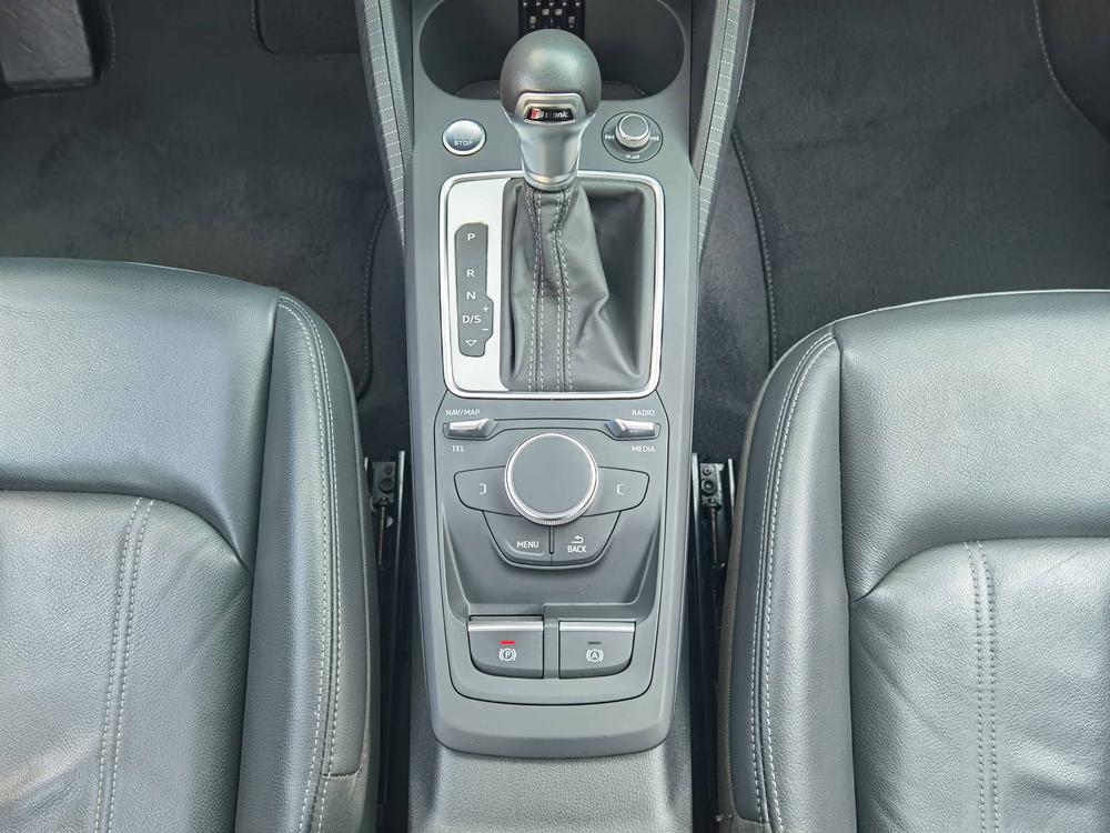 Audi Audi Q2L